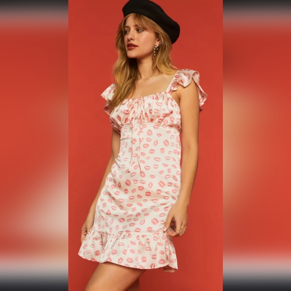 Forever 21 Sweetheart Spring Mini Dress